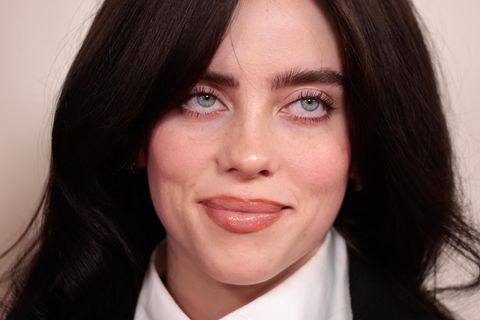 Billie Eilish postet nackte Brüste und verliert womöglich 100.000