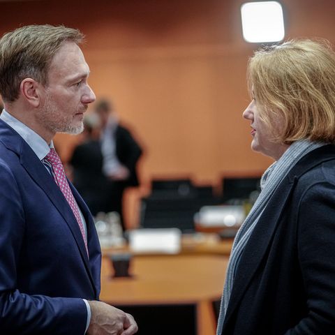 Christian Lindner und Lisa Paus streiten über Kindergrundsicherung