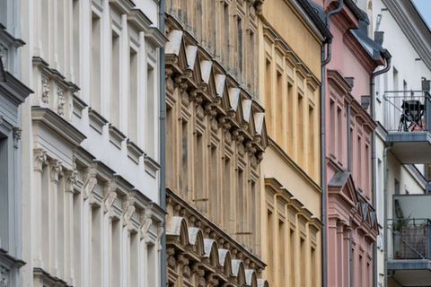 Die Mietpreisbremse in angespannten Wohnungsmärkten soll bis 2029 verlängert werden.