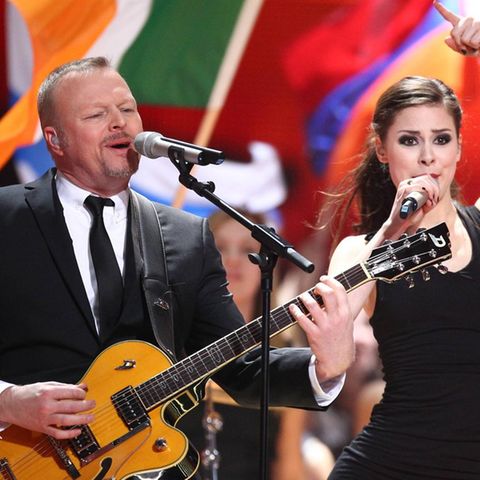 Stefan Raab auf der ESC-Bühne 2011 mit Lena Meyer-Landrut