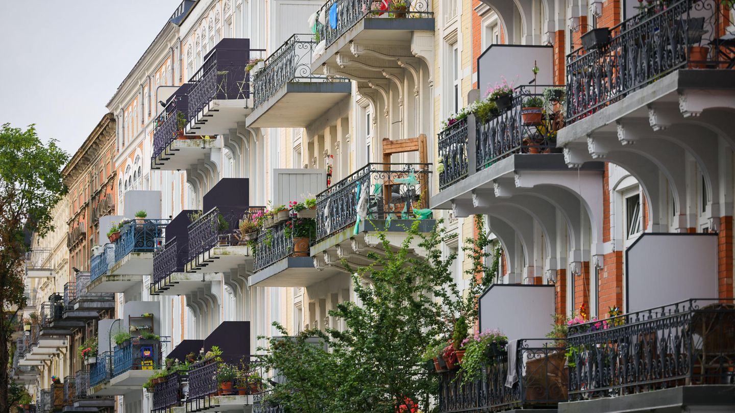 Die Mietpreisbremse gilt seit 2015 und begrenzt Mietpreissteigerungen bei Neuverträgen