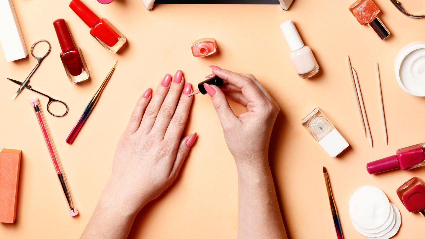 Shellac in the trend: This is particularly popular with the popular nail polish