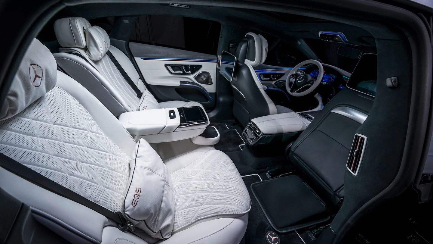 Mercedes-Benz EQS