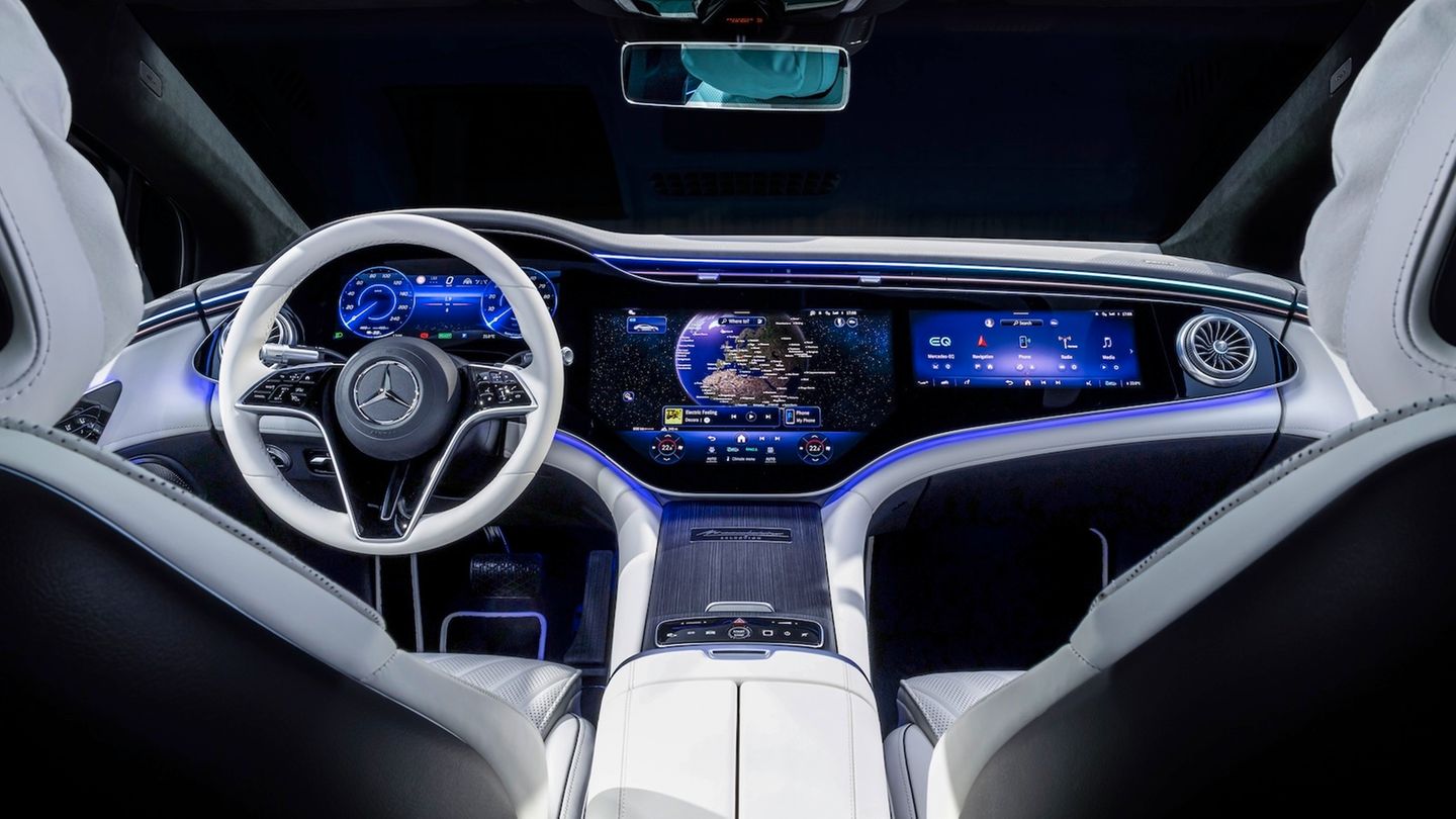 Mercedes-Benz EQS