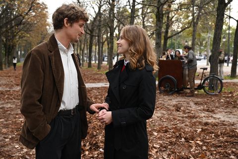 Filmszene aus "Ein Glücksfall": das Liebespaar Fanny und Alain