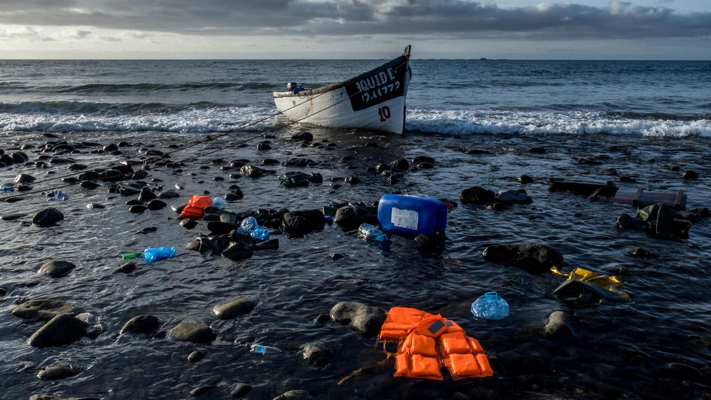 Flüchtlingsboot voor kanarischen Inseln: Europas neue Härte