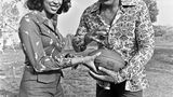1967 heiratet er Marguerite L. Whitley. Aus der Ehe gehen drei Kinder hervor. Eine Tochter ertrinkt 1979 im Familienpool. Kurz darauf lässt das Paar sich scheiden.