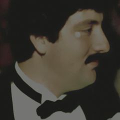 Seitenaufnahme von Kosta Fotopoulos
