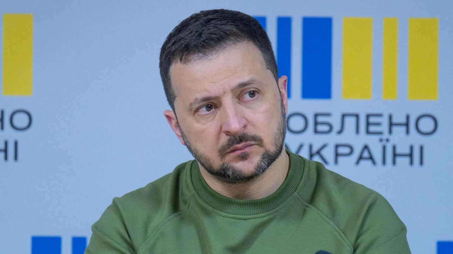 nachdenklicher Wolodymyr Selenskyj