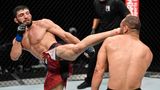 Der ehemalige Champion Oliviera hat durch seine Erfahrung sicherlich einen großen Vorteil, doch wird das reichen gegen den athletischen Armenier? Arman Tsarukyan, der vor allem als starker Ringer bekannt ist, hat bereits einige Weltklasse Kämpfer besiegen können.