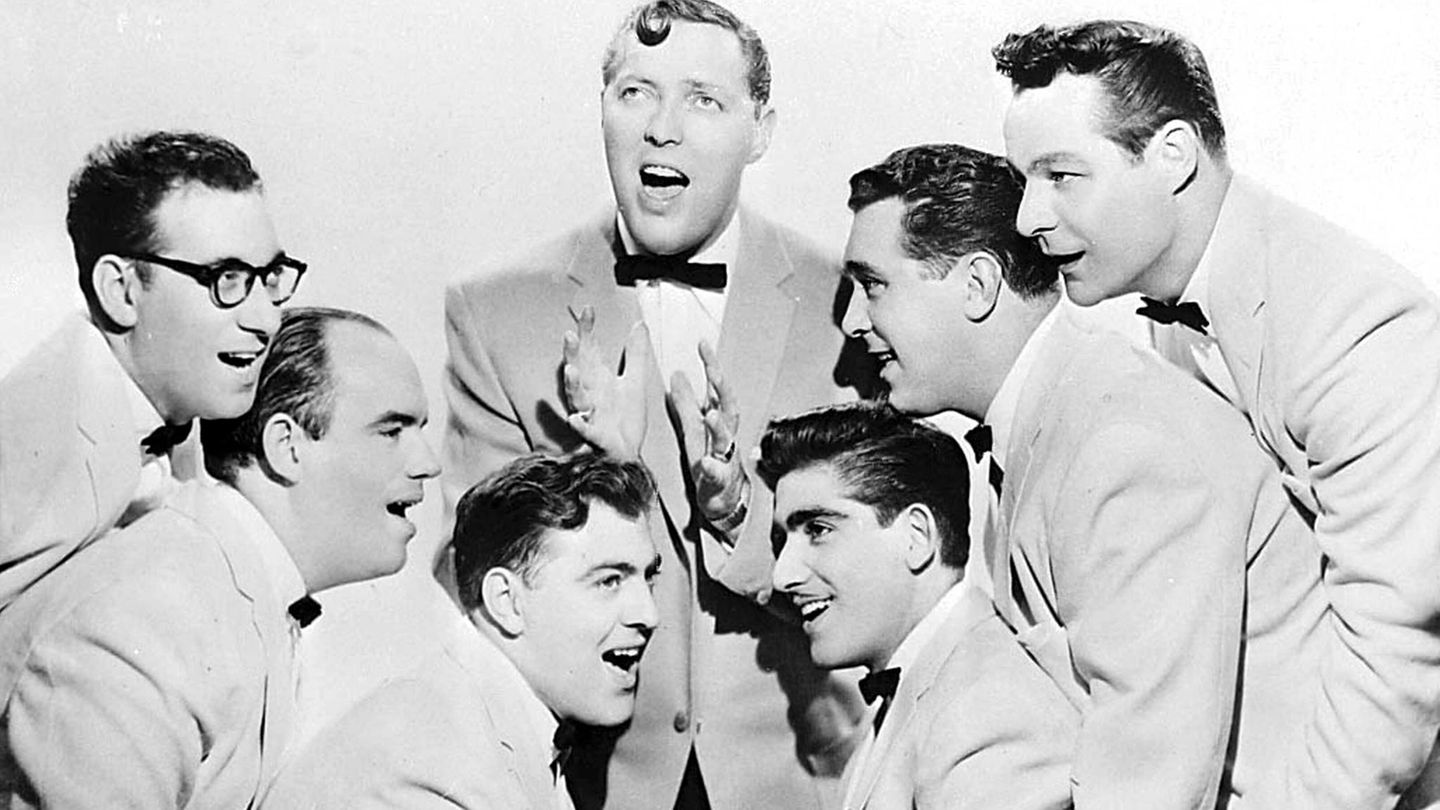 70Jahre Rock The Comets In der Mitte Front Mann Bill Haley