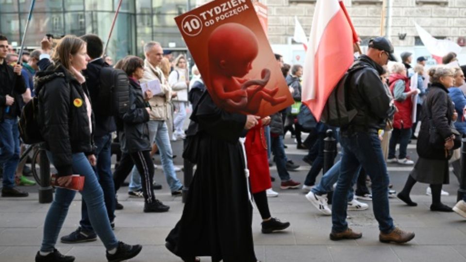 Abtreibungsgegner bei einer Demonstration in Warschau