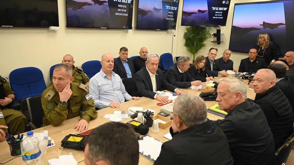 Nach dem Angriff des Iran nimmt der israelische Ministerpräsident an einer Sitzung des Kriegskabinetts teil