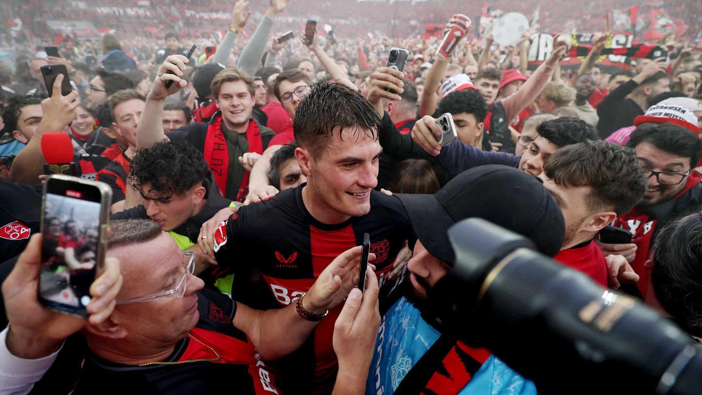 Bayer Leverkusen are German football champions for the first time
