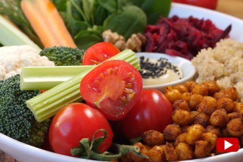 Heimliche Zuckerfalle: So ungesund sind Fertigbowls und -Salate wirklich