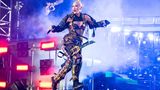 ...Gwen Stefani und ihre Band No Doubt. Die Gruppe trat erstmals seit neun Jahren wieder gemeinsam auf.