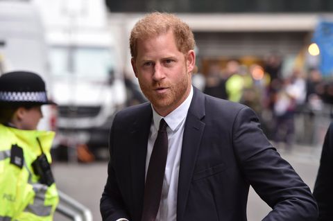Im Streit um Polizeischutz für seine Familie will Prinz Harry nicht nachgeben.