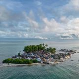 Ein Luftbild der Überreste der Insel Nyangai in Sierra Leone