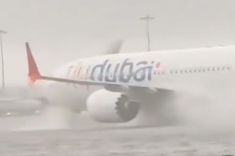 Extreme Regenfälle sorgen für Überschwemmungen in Dubai – chaotische Szenen am Flughafen