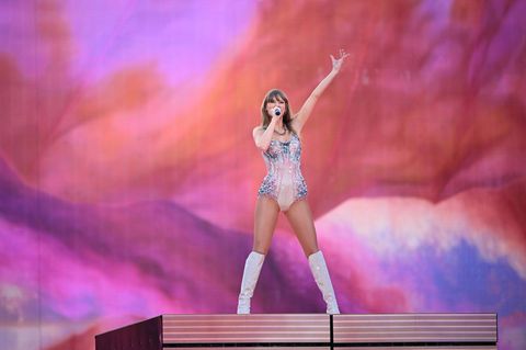 Taylor Swift füllt offenbar nicht nur Konzertsäle sondern auch Gottesdienste.