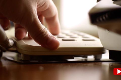 Vorsicht Betrugsmasche: Dieses Wort sollten Sie am Telefon vermeiden