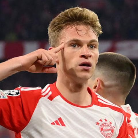 Wuchtiger Kopfball, große Genugtuung: Joshua Kimmich jubelt nach seinem Siegtor gegen den FC Arsenal London