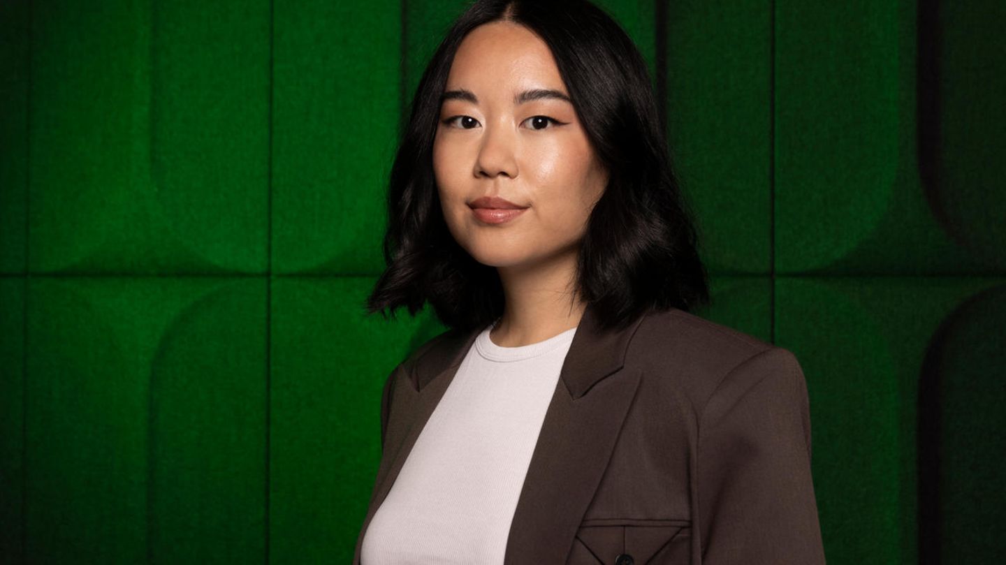 Conny Zhang Conny Zhang