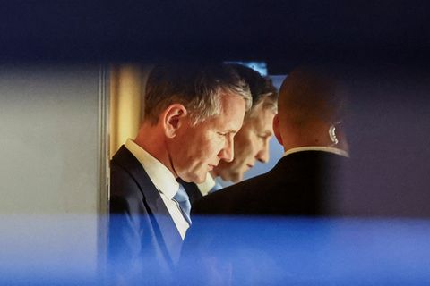 Björn Höcke im Gerichtsgebäude in Halle