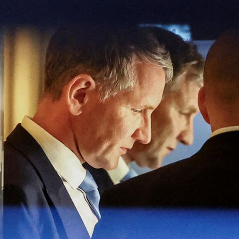 Björn Höcke im Gerichtsgebäude in Halle