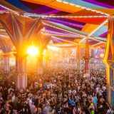 Das Indian Spirit Festvial mit der größten überdachten Bühne Deutschlands