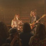 LINDENBERG! Udo (Jan Bülow) Steffi Stephan (Max von der Groeben) auf der Bühne