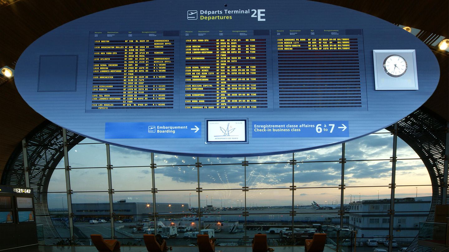 Paris Charles de Gaulle Airport Paris Charles de Gaulle Airport