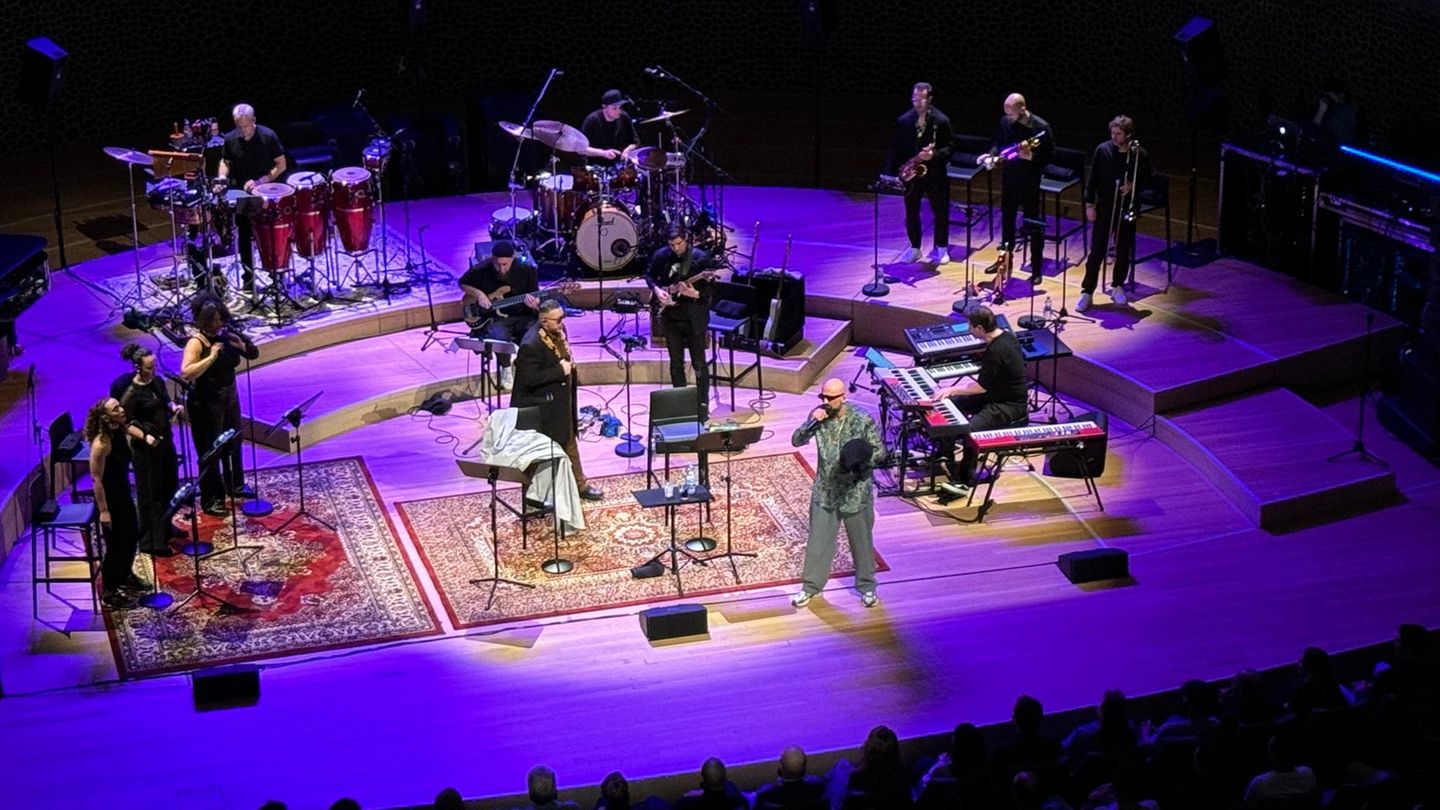 Xatar gibt Konzert in der Elphi.