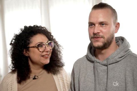 Das Geschäft mit der Liebe – Teil 4 : Ehepaar macht den Test: So bringt Tantra Schwung in die Beziehung