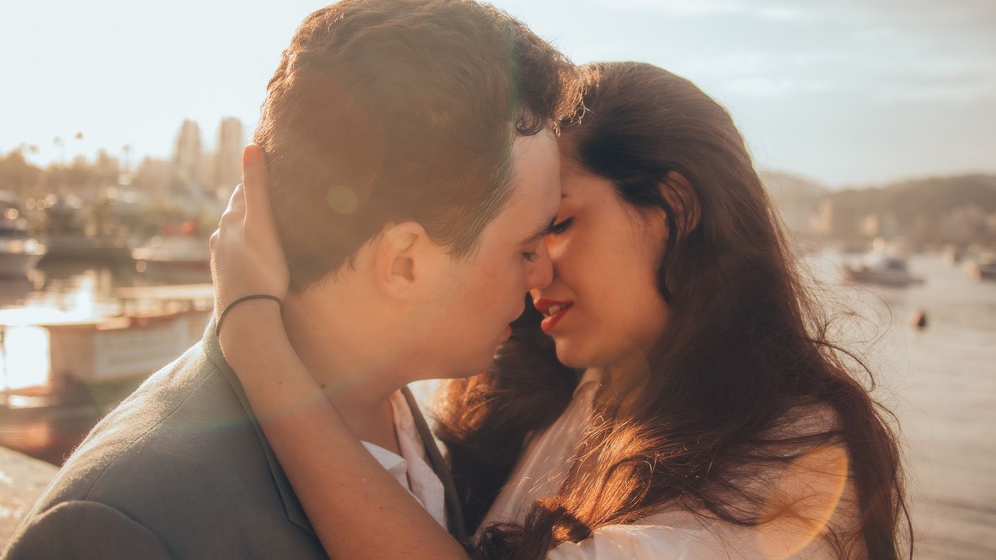 Studie: Küssen ohne Sex: Vier von zehn Frauen wollen häufiger leidenschaftlich knutschen
