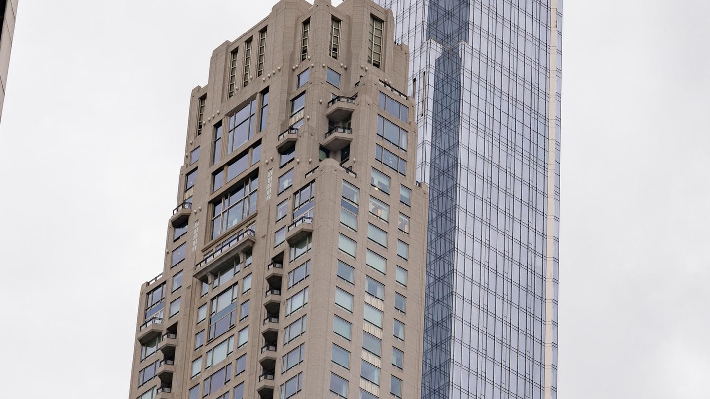 220 Central Park South