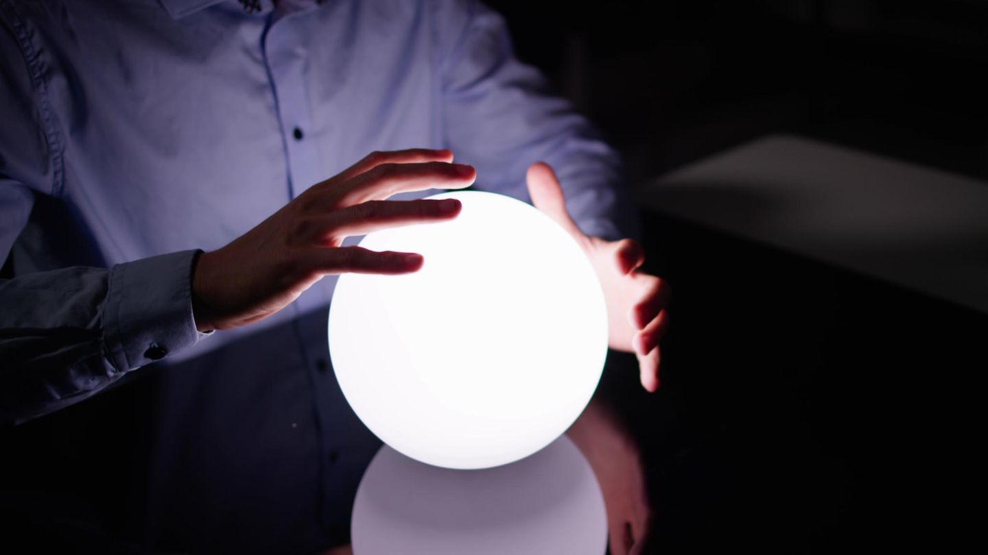 Wie genau der "Hellseher" bei seinem mutmaßlichen Betrug vorgegangen ist, soll nun das Landgericht München II klären