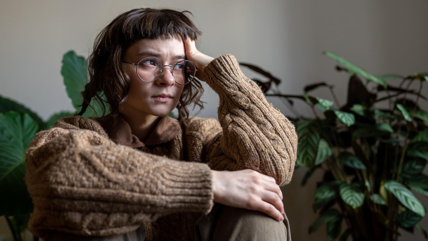 Normalität nach Corona? Von wegen! Viele Jugendliche leiden noch immer. Auch weil neue Krisen hinzu gekommen sind.