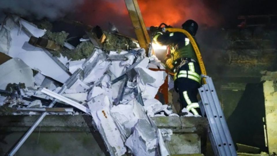 Löscharbeiten bei dem Brand in Odessa