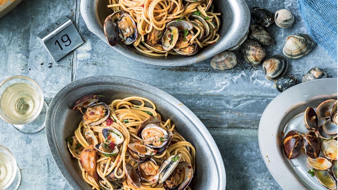 Spaghetti mit Muscheln mit Nduja