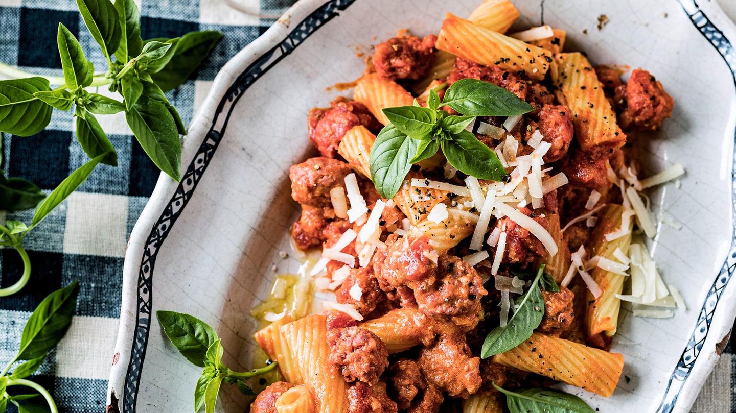 Pasta alla zozzona