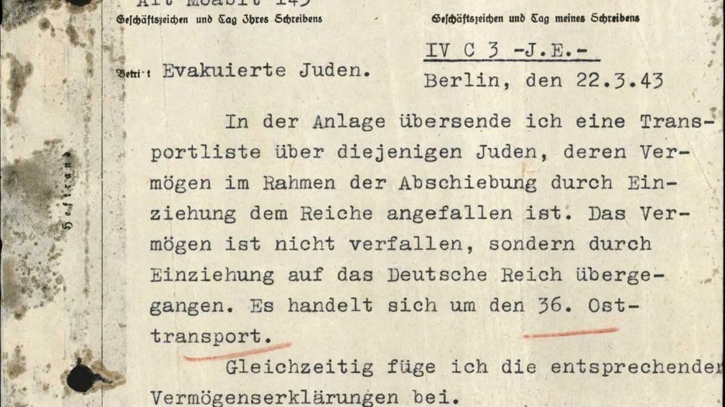 Nationalsozialismus: Dokument der Geheimen Staatspolizei Berlin: Im März 1943 werden Juden deportiert, ihr Vermögen wird eingezogen. Zu den Deportierten gehörte Amalie Goldschmidt, die Schwester des Untermieters. Nationalsozialismus: Dokument der Geheimen Staatspolizei Berlin: Im März 1943 werden Juden deportiert, ihr Vermögen wird eingezogen. Zu den Deportierten gehörte Amalie Goldschmidt, die Schwester des Untermieters.