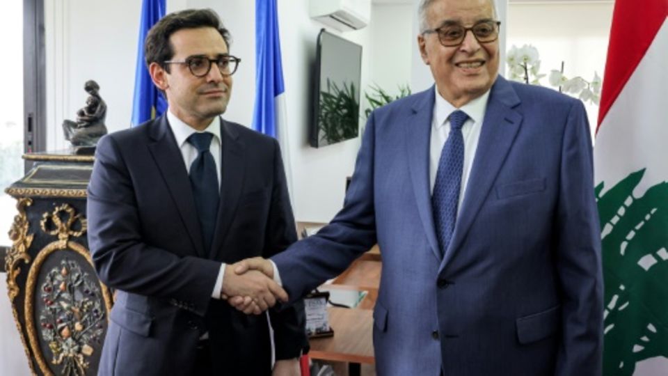 Frankreichs Außenminister Séjourné (links) im Libanon
