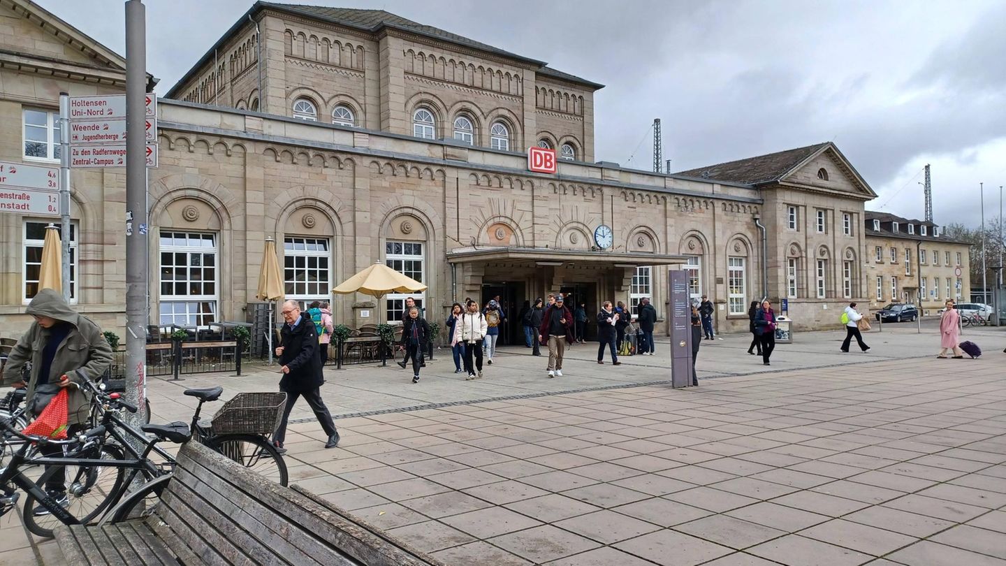 Der Hauptbahnhof in Göttingen Der Hauptbahnhof in Göttingen