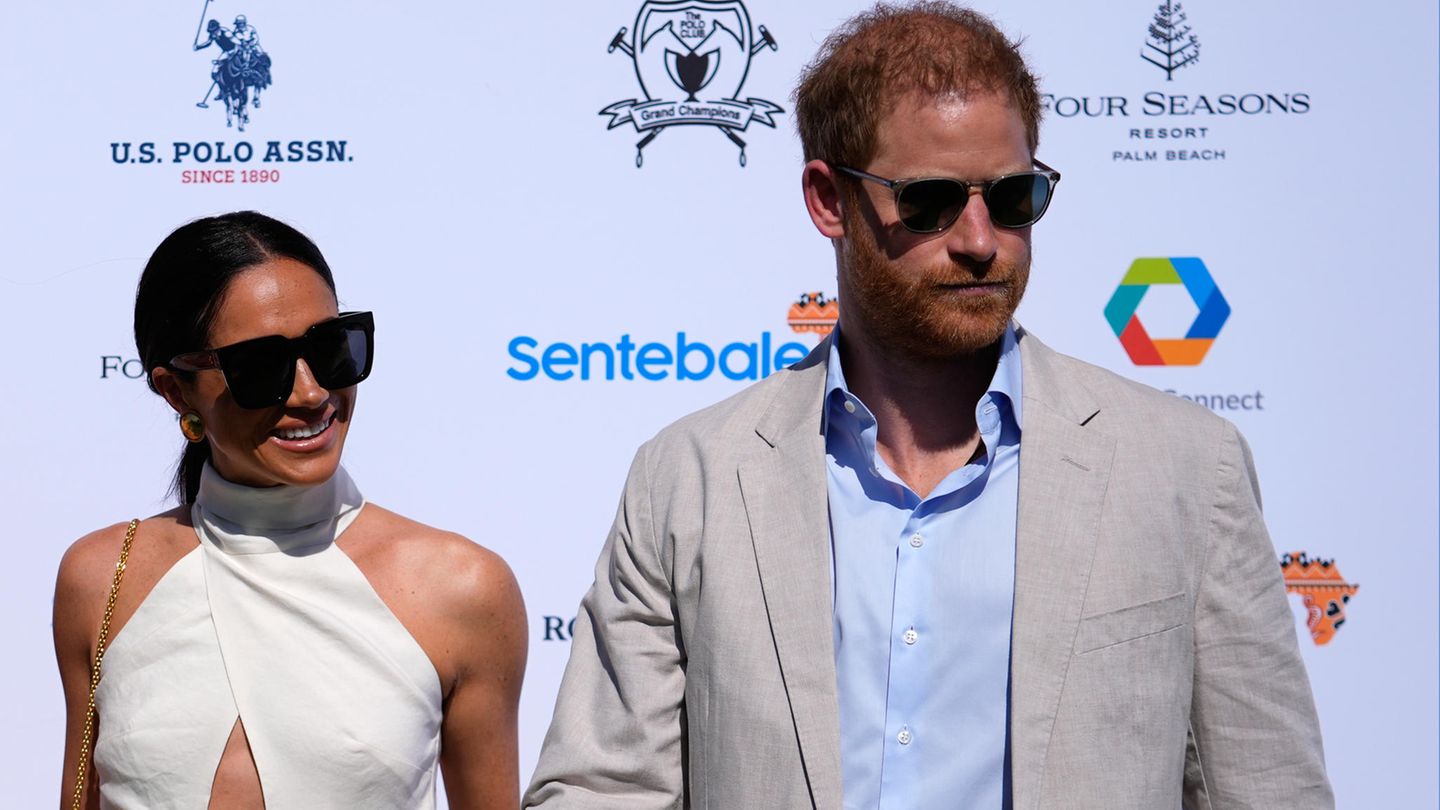 Meghan skips a visit to England – and travels to her roots with Harry