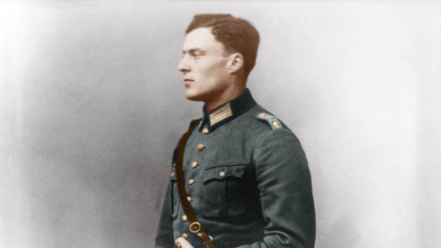 Claus Schenk Graf von Stauffenberg: Heldentat oder Hochverrat? Wie die Deutschen das Hitler-Attentat instrumentalisierten