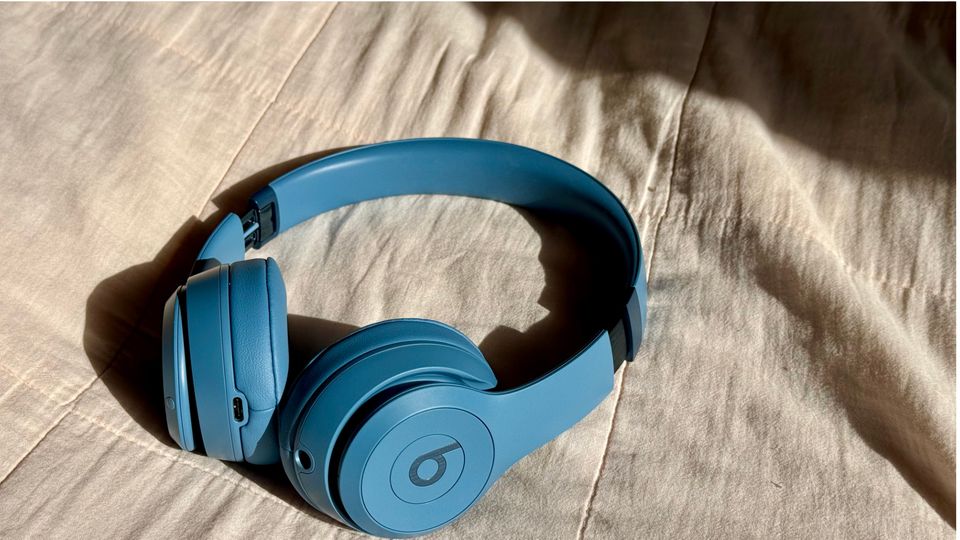 Der Beats Solo 4 in Slate Blue