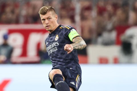 Toni Kroos ist der Meister des gepflegten Passes, die wie ferngelenkt punktgenau im Fuß des Mitspielers landen