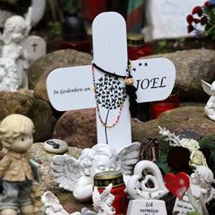 Am Justizzentrum Neubrandenburg fiel nun das Urteil im Prozess um den Tod des sechsjährigen Joel aus Pragsdorf