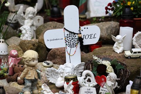 Am Justizzentrum Neubrandenburg fiel nun das Urteil im Prozess um den Tod des sechsjährigen Joel aus Pragsdorf